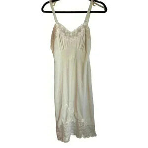 Vintage Aristocraft Slip Nightgown Sleepwear Adjustable Strap Floral Lace Sz 32